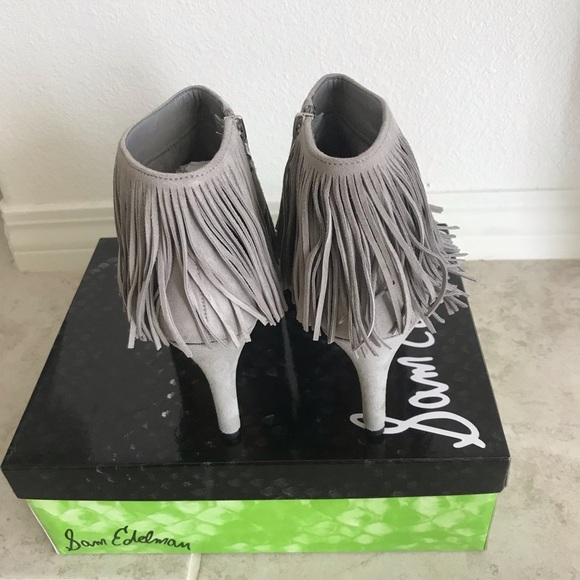 Sam Edelman Kandice fringe ankle Booties Boots black suede  New Sam Edelman gray Kandice fringe suede booties 7